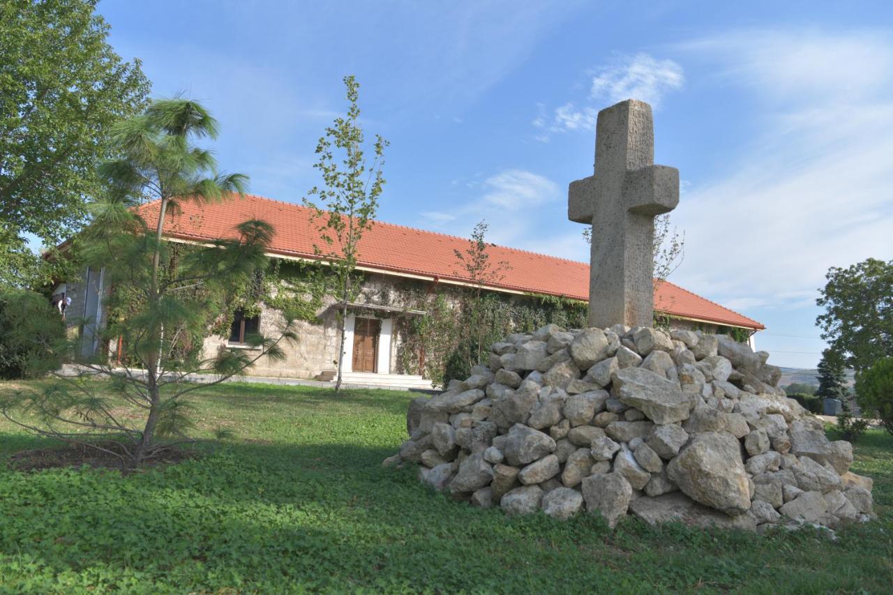 Crama Apogeum - Adult Only Guest house
